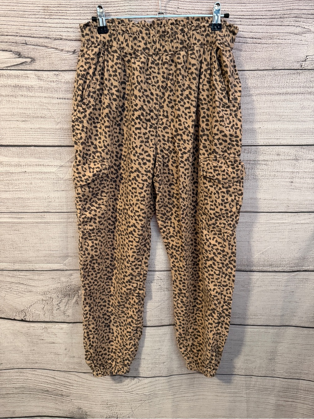 Aerie Women’s Leopard Print Cargo Jogger Pants Size Small